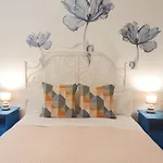 L'albero Di Giada, Fiori E Frutti