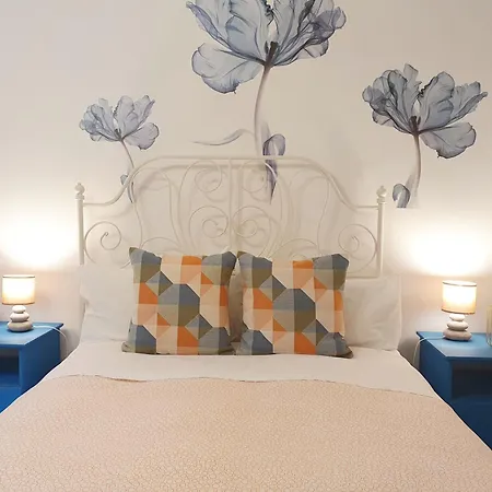 L'albero Di Giada, Fiori E Frutti