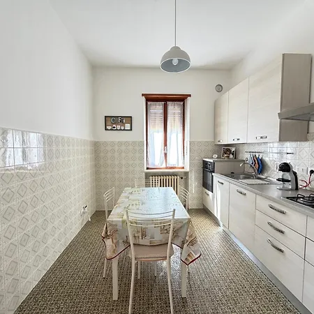 L'albero Di Giada, Fiori E Frutti Apartman